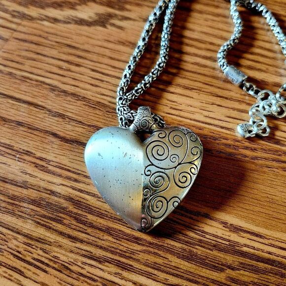 BRIGHTON Scrolled and Brushed Silver Puff Heart Necklace VINTAGE INSPIRED - Picture 2 of 9
